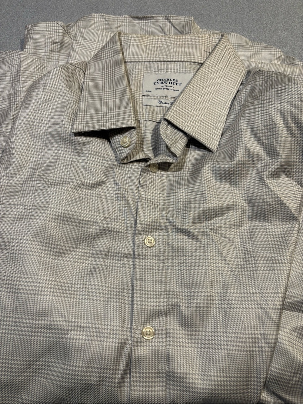 Charles Tyrwhitt -Dress Shirt- Light Grey Plaid